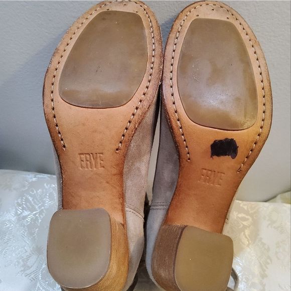 FRYE Naomi Bootie - Picture 12 of 14